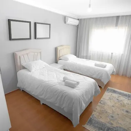 Apartment كبيره في منطقة هادئه *